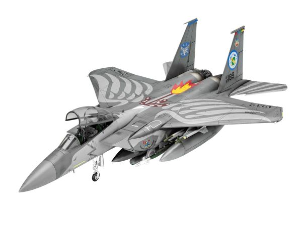 REV03841 - F-15E Strike Eagle caccia da costruire e dipingere - 1