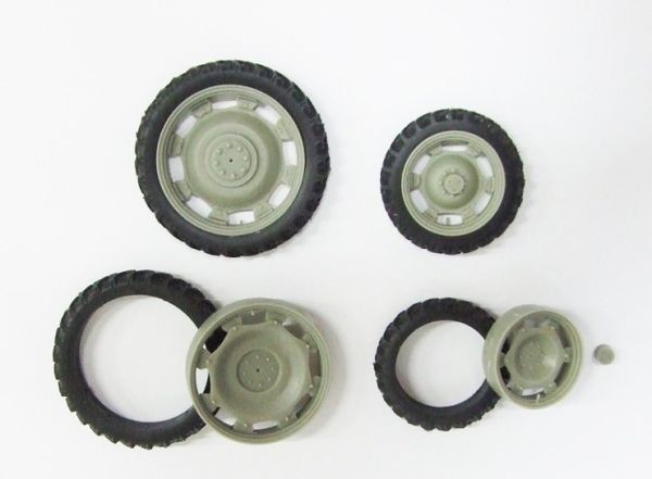 ART04214 - 4 ruote strette - Anteriore 39mm - Posteriore 53mm - 1