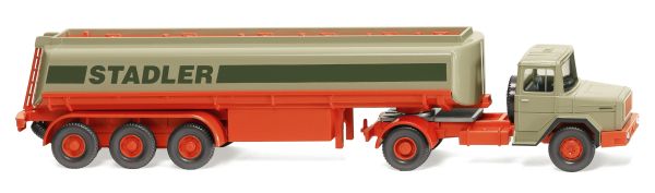 WIK078006 - MAGIRUS 4x2 con serbatoio 3 Assi STADLER - 1