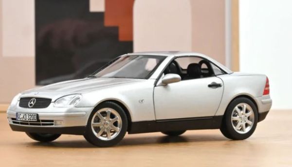 NOREV183020 - MERCEDES-BENZ SLK 1996 Argento Brillante - 1