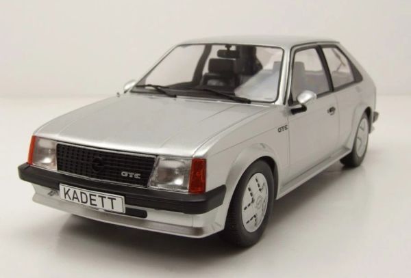 MOD18533 - OPEL Kadett D GTE 1983 Argento - 1