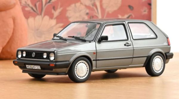 NOREV188564 - VOLKSWAGEN Golf Champion 1990 Grigio metallizzato - 1