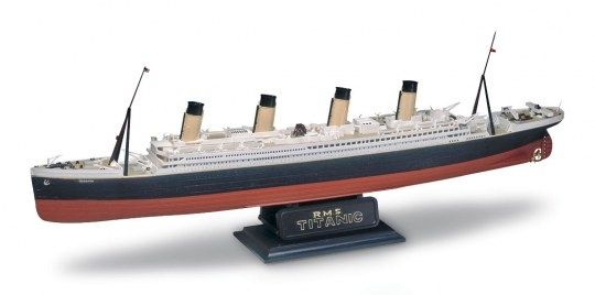 REV10445 - RMS Titanic da assemblare e verniciare - 1