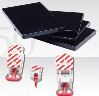 CON99925 - Set di 3 ganci e 4 piatti - 1