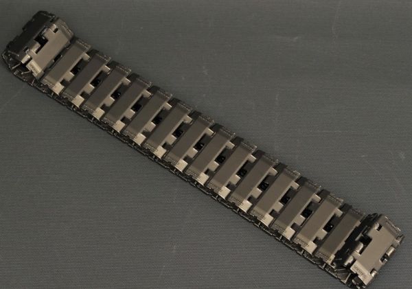 YCC520-1 - Set di 2 cingoli in metallo per escavatore LIEBHERR R9800 - 1