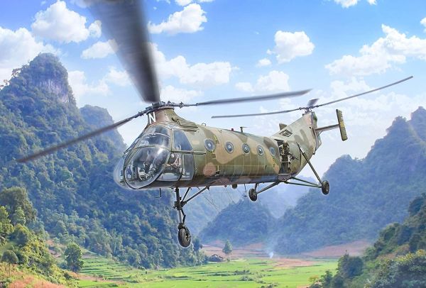 ITA2774 - Costruisci e dipingi l'elicottero Flying Banana Gunship H-21C - 1
