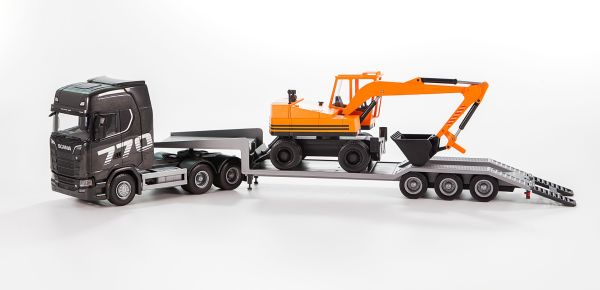 EMEK30607 - SCANIA 770S 6x4 con 3 assi ed escavatore gommato - 1