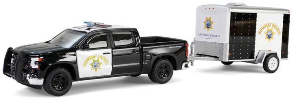GREEN32315-C - CHEVROLET Silverado 2023 Polizia della California con rimorchio della serie HOT PURSUIT in blister - 1