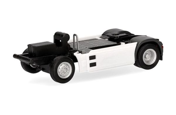HER086325 - MAN TGX telaio a 2 assi con vano batterie e carenatura laterale - 2 pezzi da assemblare - 1