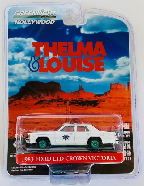 GREEN44945-DVERT - FORD LTD Crown Victoria 1983 cerchi verdi auto di pattuglia della serie THELMA & LOUISE in blister - 1