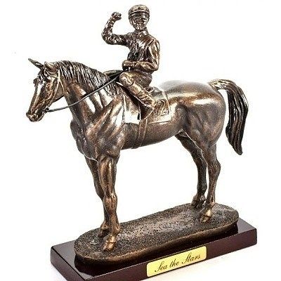 ATL4652117 - Statua del cavallo da corsa – Sea the stars - 1