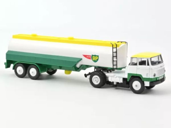 NOREVCL5513 - UNIC Esterel 4X2 con cisterna a 2 assi AIR BP - 1