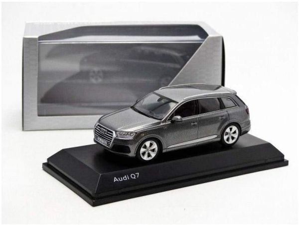 SPA5011407633 - AUDI Q7 grigio scuro - 1