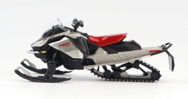 DCM60024 - Motoslitta SKI-DOO MXR X-RS (grigio e rosso) - 1