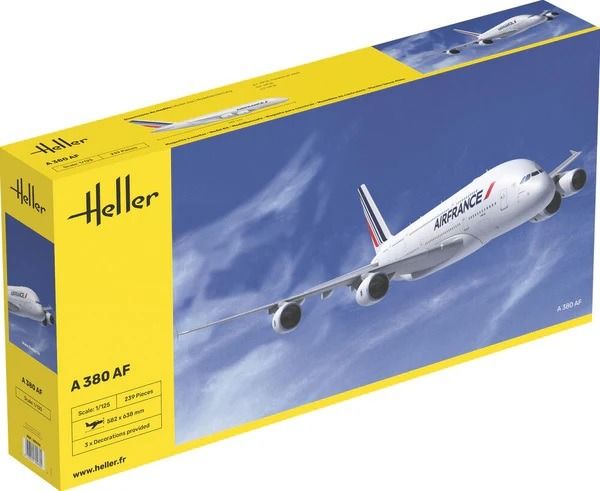HEL80436 - L'aereo di linea Airbus A380 della Air France verrà assemblato e verniciato - 1