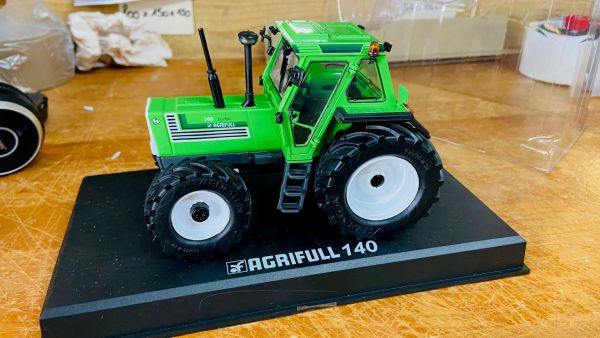CW0157 - AGRIFULL 140 con pneumatici VREDESTEIN - 1