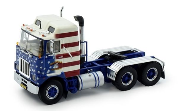 TEK81825 - MACK F700 6x4 BULLDOG AUTOCARRO - 1