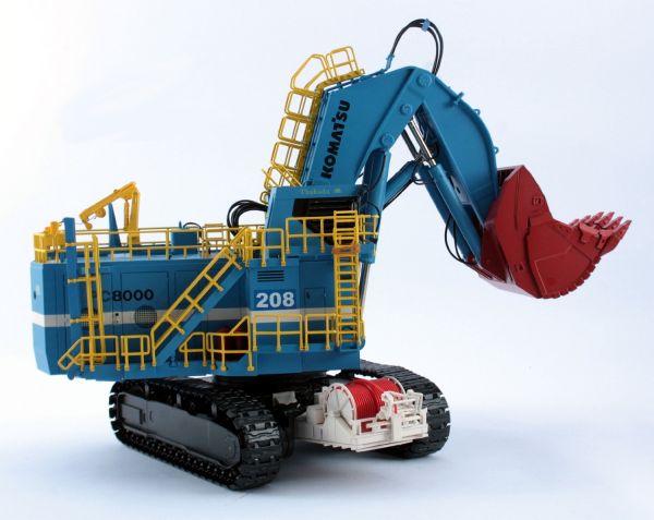 BYM25026/6 - KOMATSU PC8000-6 elettrico di JWANENG - 1