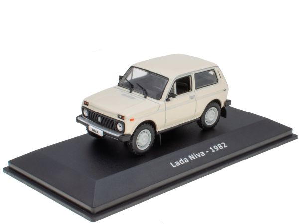 ABADD136A - LADA Niva dal 1982 bianco - 1