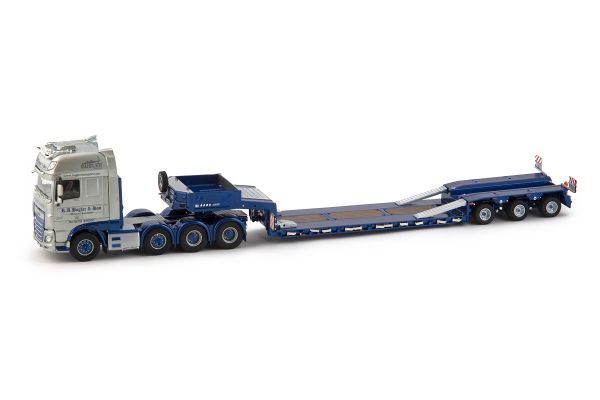 IMC33-0103 - DAF XF SSC 8x4 con pianale ribassato BUGLER GOLDHOFER a 3 assi - 1