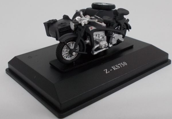 CAR245C - ZUNDAPP Z-KS750 sidecar nero - 1