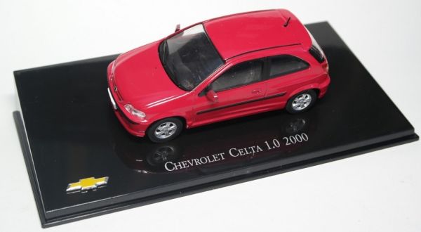 MAGCHECELTA00 - CHEVROLET Celta 1.0 2000 3 porte rosso - 1