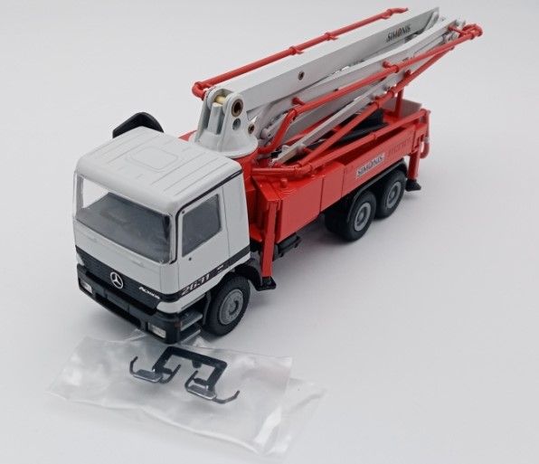 CON40106SIMONIS - Autocarro con pompa per calcestruzzo SIMONIS - MERCEDES Actros 6x4 SCHWING KVM 34X  - 1