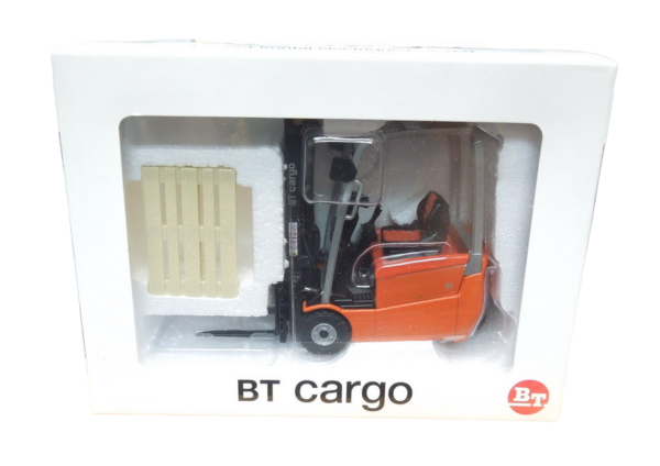 ROS00146 - Carrello elevatore BT con 1 pallet Scala: 1/23 - 1