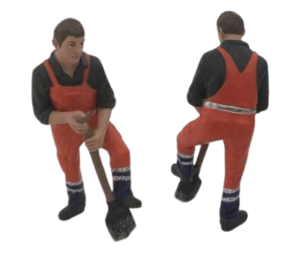 ADF32146 - Personaggio da cantiere con pala - 1