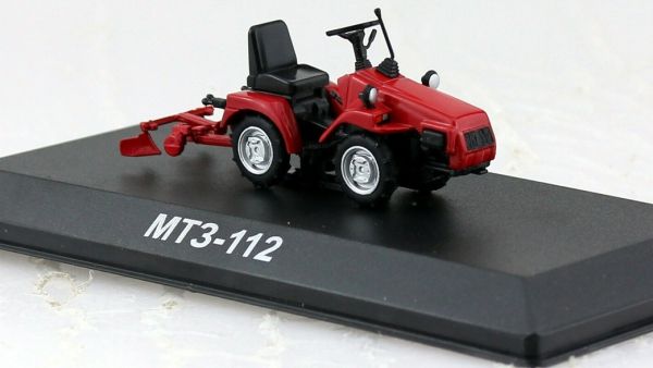 G1825113 - BIELORUSSIA MTZ-112 1986-1992 con strumento suolo - 1