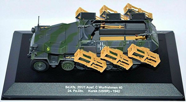 MAGMIVWARFRUMEN - Lanciarazzi corazzato tedesco HANOMAG SD.KFZ 251/1 Ausf.c Wurfframen 40 24a divisione Panzer Battaglia di Kursk URSS 1942 - 1