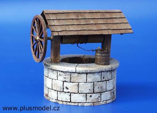 PLS016 - Miniatura pozzo 5;5 cm di diametro e 3 cm di altezza con tetto altezza totale del set modello 7;5 cm da costruire e dipingere - 1