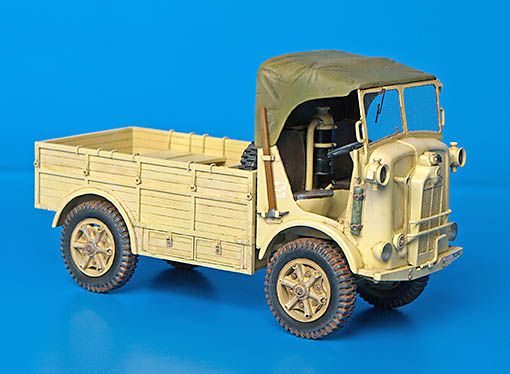 PLS086 - SPA L39 Miniatura coloniale da assemblare e dipingere - 1