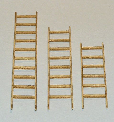 PLS401 - 3 scalette in miniatura da montare altezze 10; 8 e 6 cm - 1