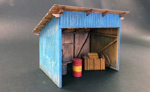 PLS442 - Cabina in legno con accessori in miniatura da montare e dipingere dimensioni 14 x 7;5 cm altezza 11 cm - 1