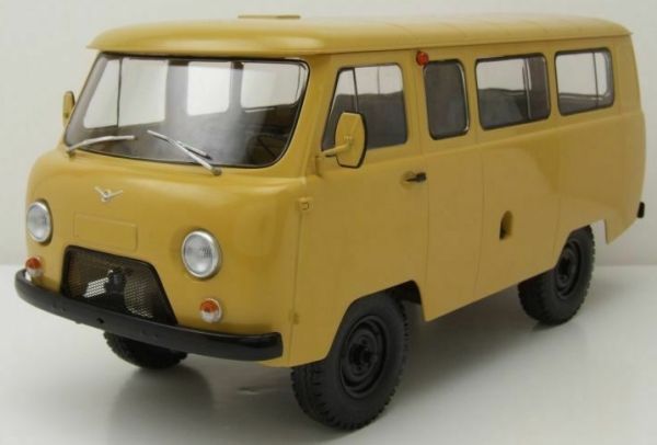PRXPCL47075 - Minibus UAZ 452 crema - 1
