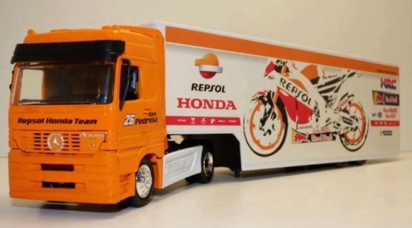 NEW15883 - Squadra MERCEDES-BENZ ACTROS – REPSOL HONDA - 1