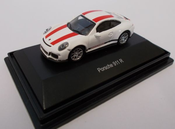 SCH26299 - PORSCHE 911 R bianca con strisce rosse - 1