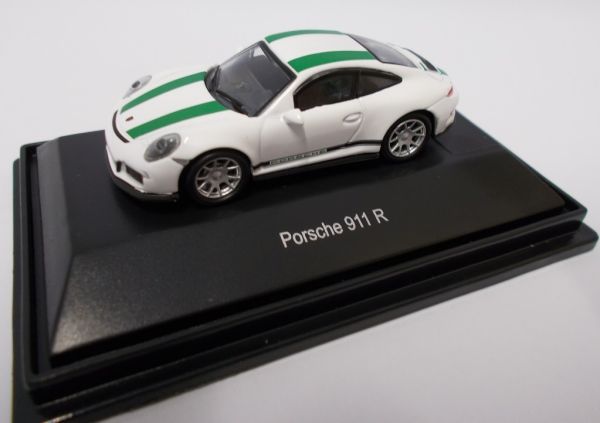 SCH26300 - PORSCHE 911 R bianca con strisce verdi - 1
