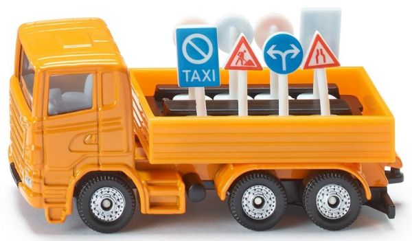 SIK1322 - Camion con segnali stradali - 1