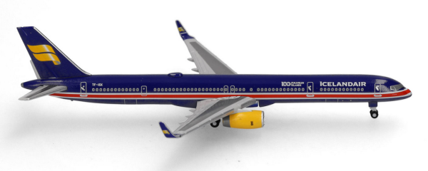HER538237 - BOEING 757-300 Icelandair 100 anni di indipendenza islandese Pingvellir - 1