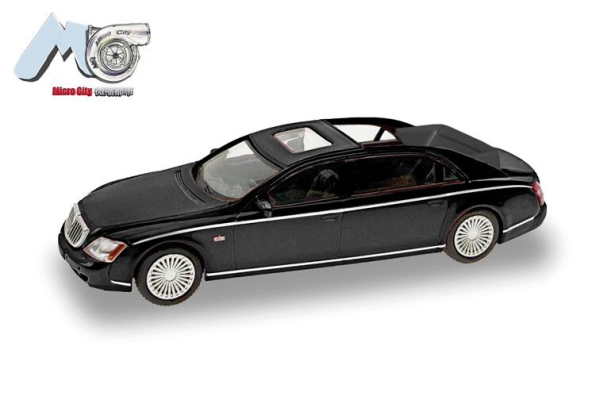 HER87MC000033 - MAYBACH 62S 2002 nero - 1