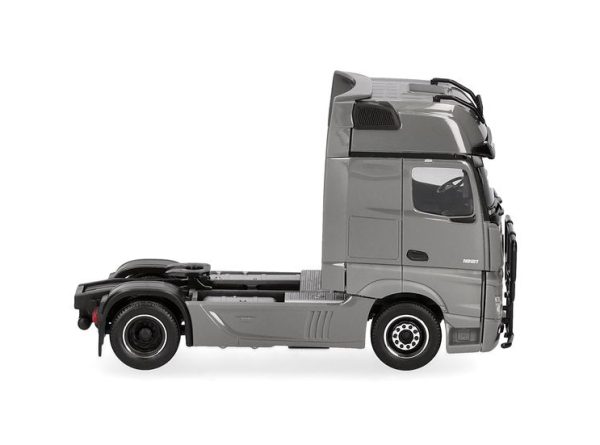 HER311533-006 - MERCEDES BENZ Actros G 4x2 con rampe dei fari - 1