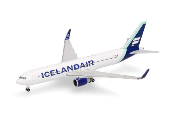 HER539241 - BOEING 767-300 Icelandair Borreal con striscia blu sulla coda - 1
