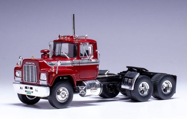 IXOTR212.22 - MACK Serie R 6x4 1966 Rossa - 1