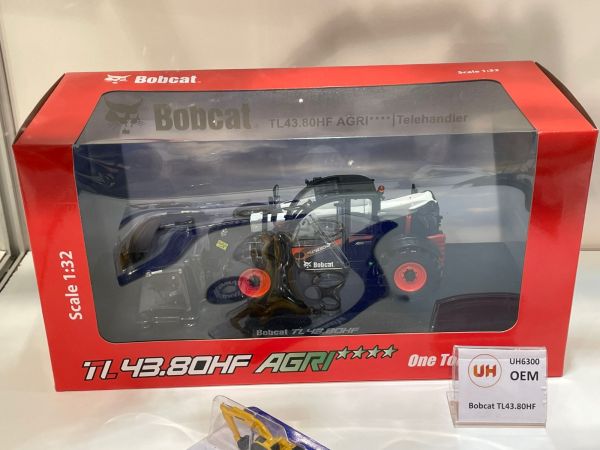 UH6300 - Sollevatore telescopico BOBCAT TL43.80HF - 1