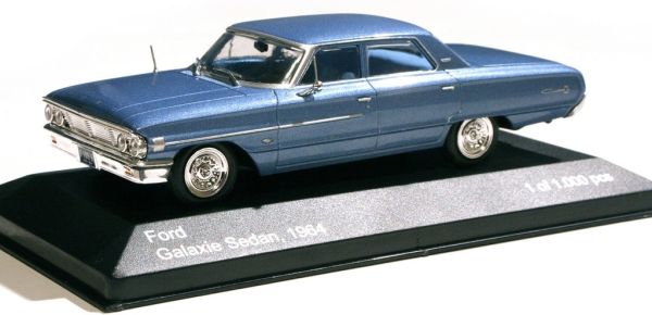 WBX132 - FORD Galaxie Custom 500 berlina 4 porte 1964 metallo blu - 1