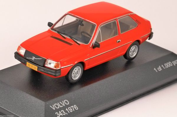 WBX208 - VOLVO 343 1976 rosso - 1
