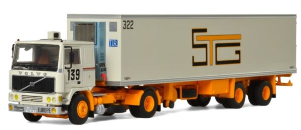 WSI01-2595 - VOLVO F10 4x2 con semi frigorifero STG - 1