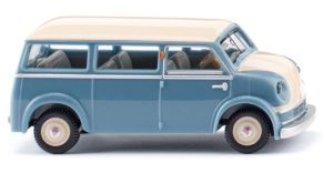 WIK033601 - Autobus LLOYD LT 500 blu pastello